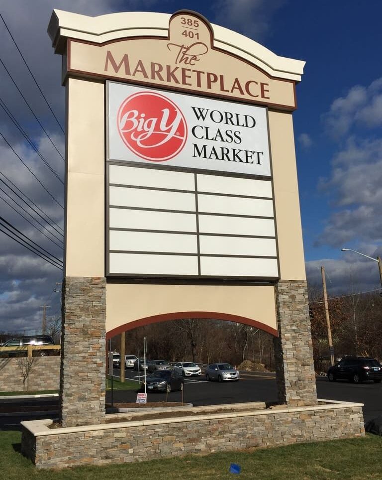 The Market Place, Shelton, CT Pylon signage